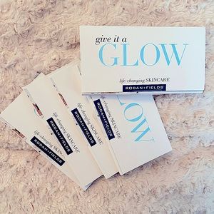 R+F Give it a Glow sample packets (13)
